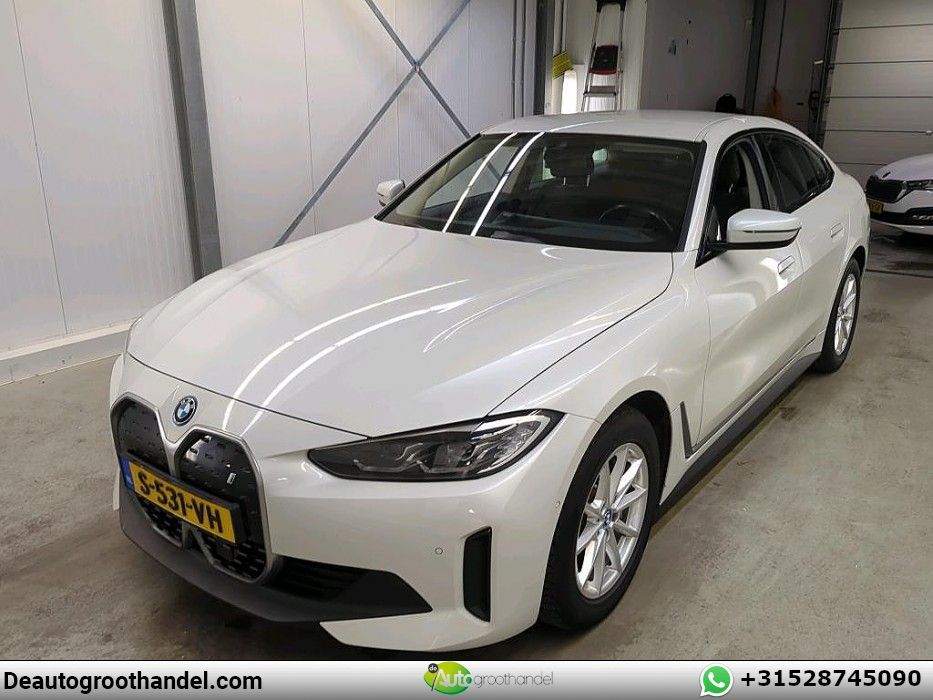 BMW i4 eDrive40 High Executive 84 kWh