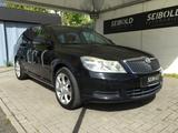 Skoda Octavia 1.4 TSI Ambiente/1.Hd/Klima/Temp/PDC/ZV - Skoda aus 2010: Kombi