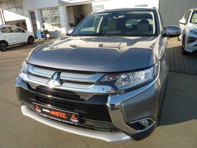 Mitsubishi Outlander PLUS 2.0 4WD CVT