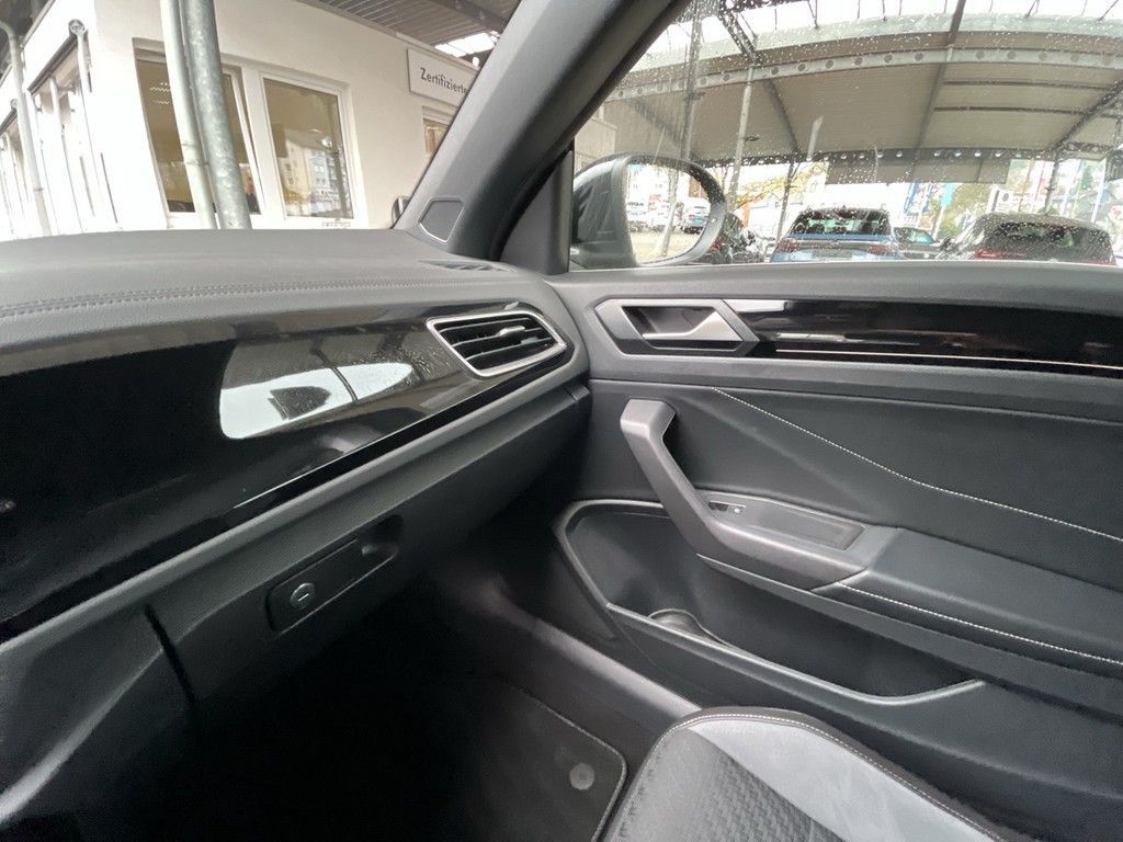 Volkswagen T-Roc - Bild 16