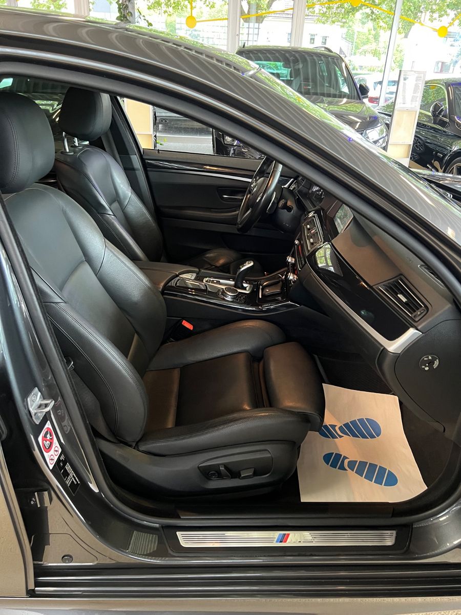 Fahrzeugabbildung BMW 530 5 Lim. M SPORT PAKET * LCI * HEAD-UP*