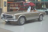 Mercedes-Benz 230 SL "Pagode" - Spitzen-Restauration! - Mercedes-Benz 230 mit Benzin-Antrieb: Cabrio
