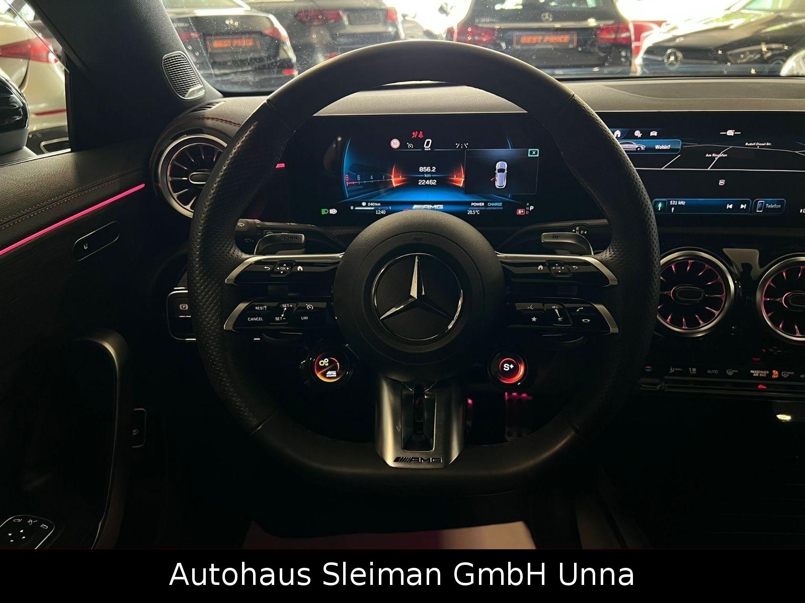 Mercedes-Benz CLA 35 AMG Shooting Brake CLA 35 AMG 4Matic