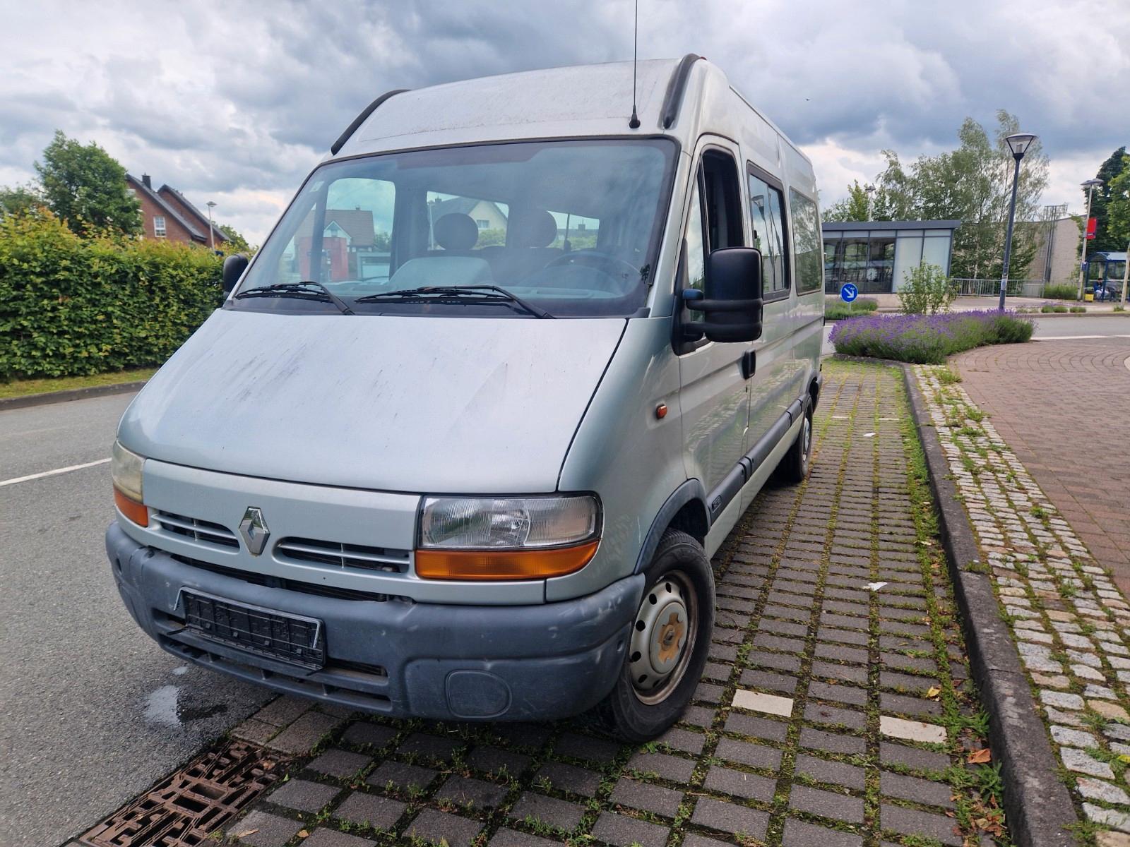 Renault Master mit klima 9 sitze