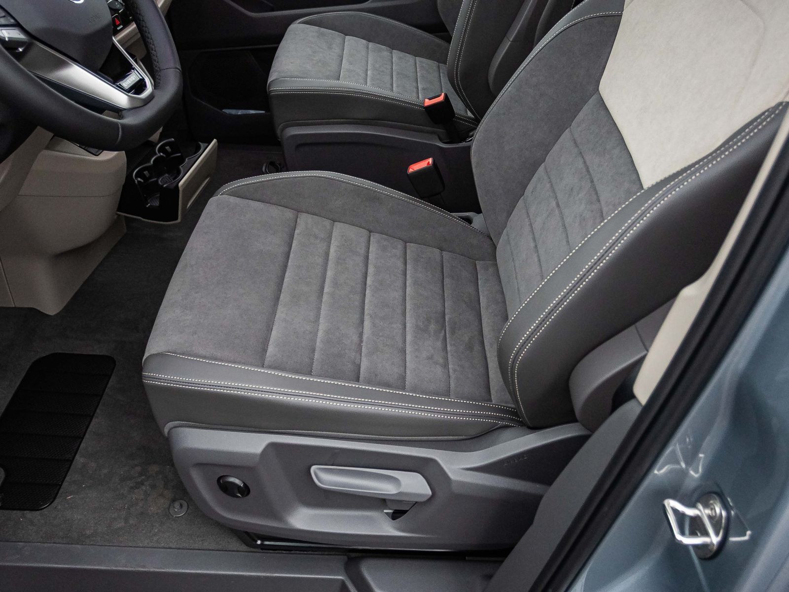 Volkswagen T7 Multivan - Bild 8