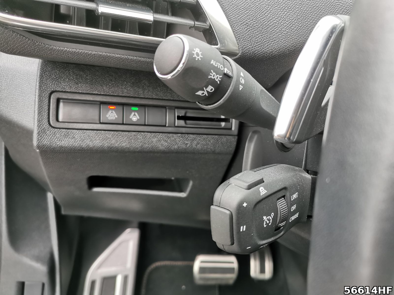 Fahrzeugabbildung Peugeot 5008 GT*ACC*PDC+Cam*Sitzhzg*Navi*
