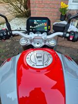 BMW F 900 R silber metallic/Racingred - BMW R 90