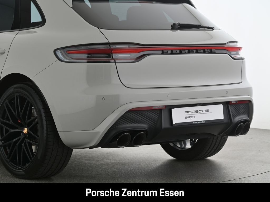 PORSCHE Macan 2022