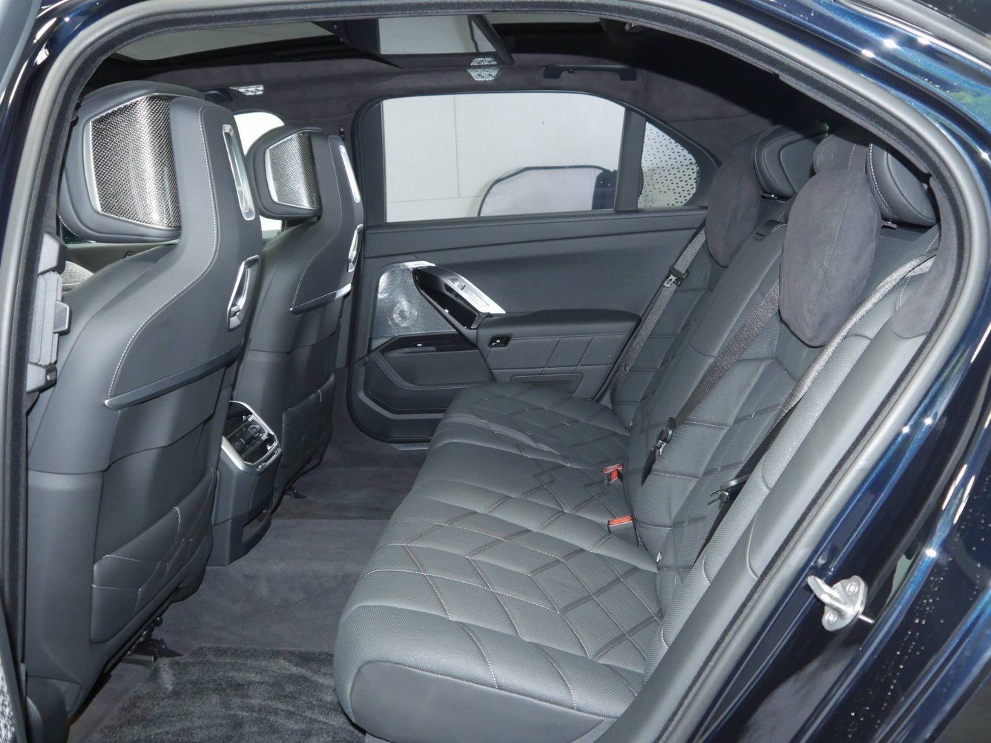 Fahrzeugabbildung BMW i7 xDrive60 Limousine M Sportpaket B&W Surround