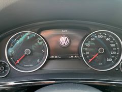 Fahrzeugabbildung Volkswagen Touareg V6 TDI BMT Leder Navi Pano AHK Sitzh