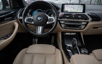 Fahrzeugabbildung BMW X3 M40 HUD|PANO|SHZ|SLÜ|H/K|AMBIENTE|GESTIK