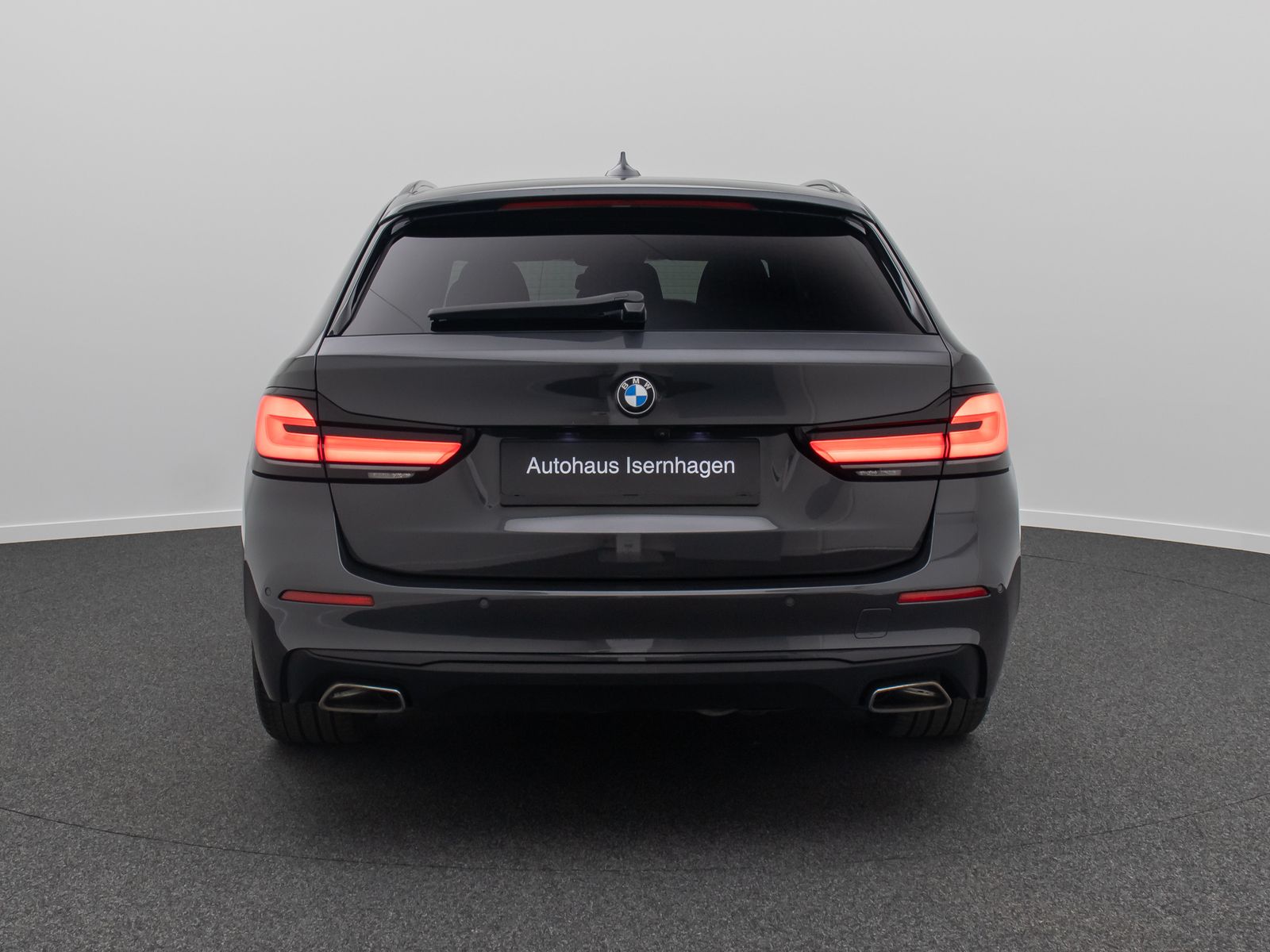 Fahrzeugabbildung BMW 540d xD Panorama Massage DAB H/K HUD AHK 20Zoll