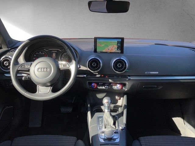 Fahrzeugabbildung Audi A3 Sportback 1.8 TFSI Q S tronic ACC LED PANO NA