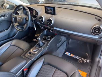 Audi A3 ambiente *BI-XENON*NAVI*TEMPOMAT*SZHZ*KLIMA*