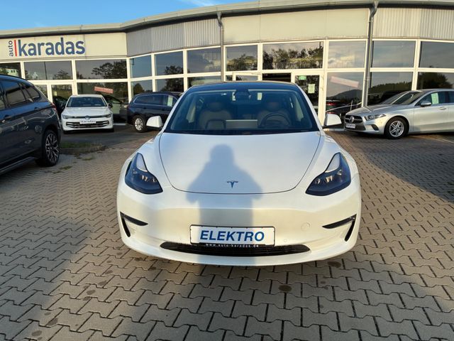Fahrzeugabbildung Tesla Model 3 Long Range Dual AWD -Anhängerkupplung-