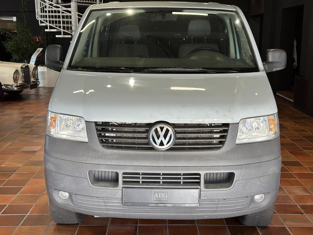 Volkswagen T5 Caravelle
