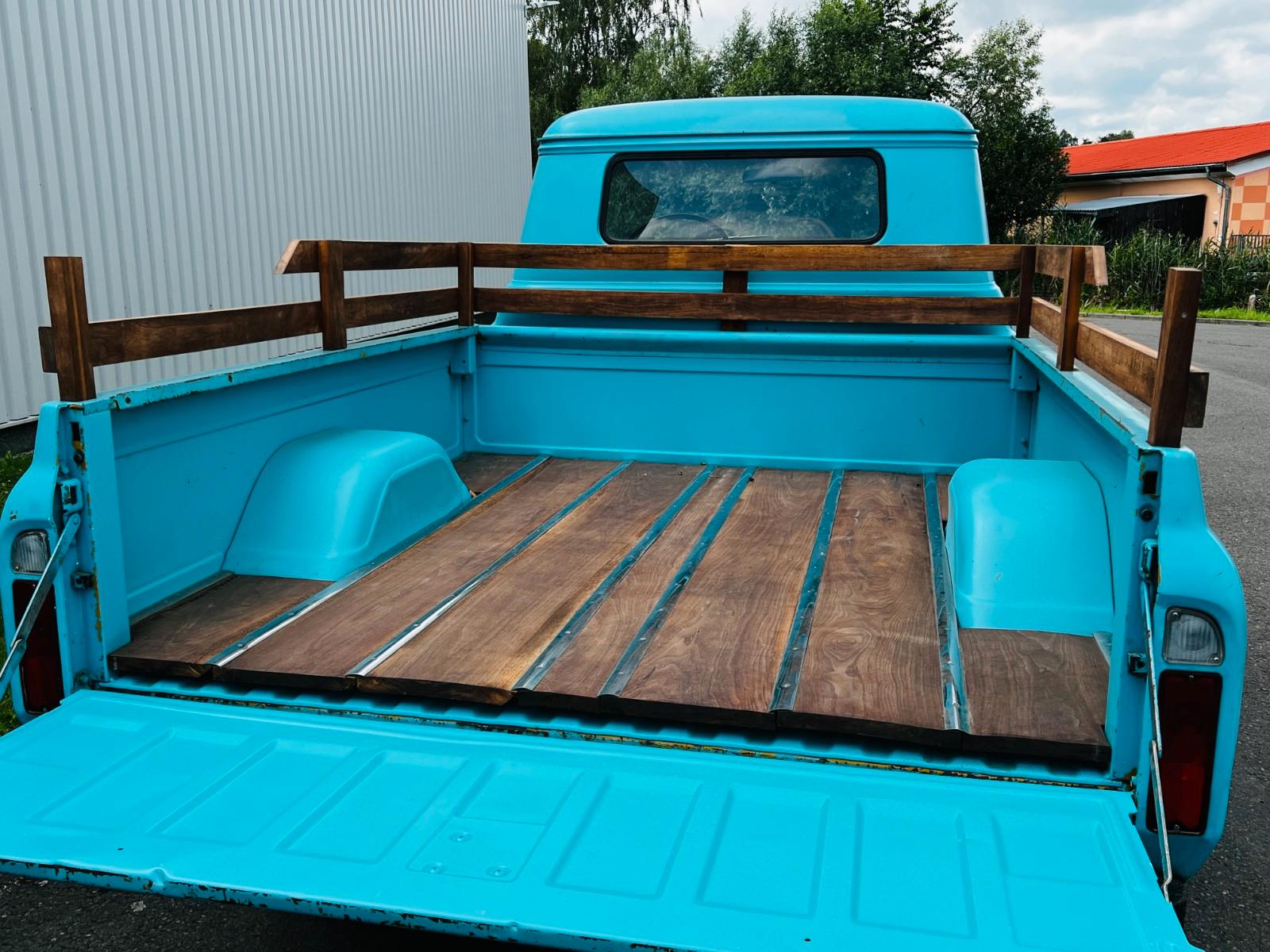 Chevrolet 3100 NAPCO 4x4 V8 *OLDTIMER*TÜV NEU*