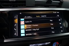 AUDI Q3 40 TFSI quattro S line | MMI Navi | Matrix AUDI Q3 40 TFSI quattro S line | MMI Navi | Matrix