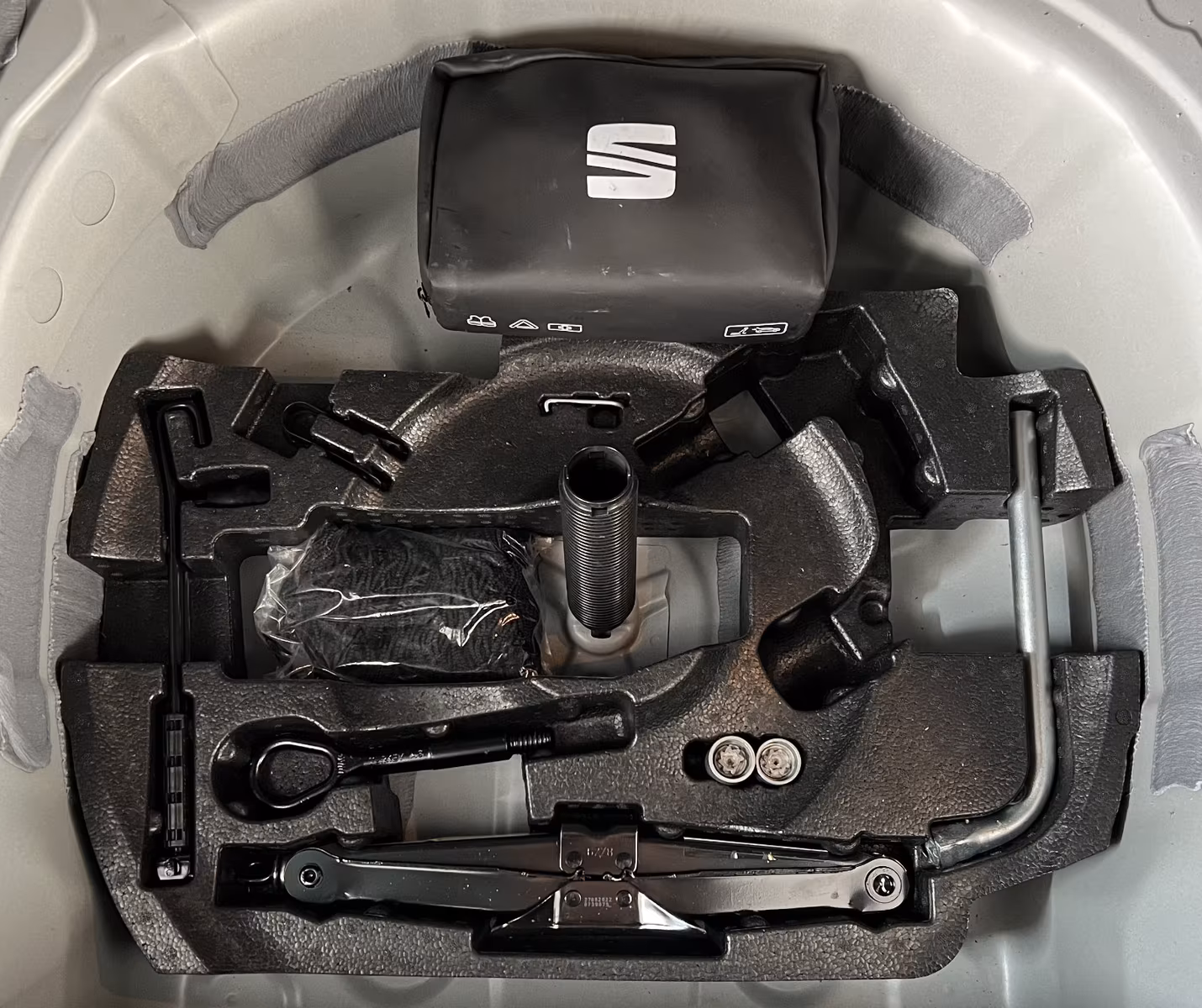SEAT Arona Style 1,0TSI 81kW CarPlay NAVI TEMP SH EU6, миниатюра 16