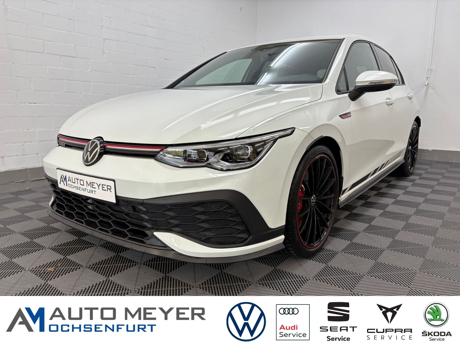 Volkswagen Golf VIII GTI 2.0 TSI DSG Clubsport AKRAPOVIC Na