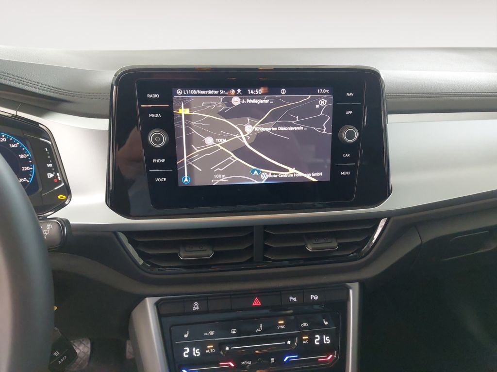 Fahrzeugabbildung Volkswagen T-Roc 1.5 TSI Life Navi AHZV