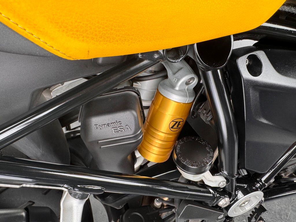 Fahrzeugabbildung BMW R 1250 GS *40 YEARS *TOP-ZUSTAND *KOFFER