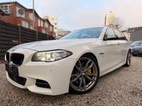 BMW M550dxDrive*M-PAKET*H-UP/PANO/R-CAM/VOLL*TOP*EU6