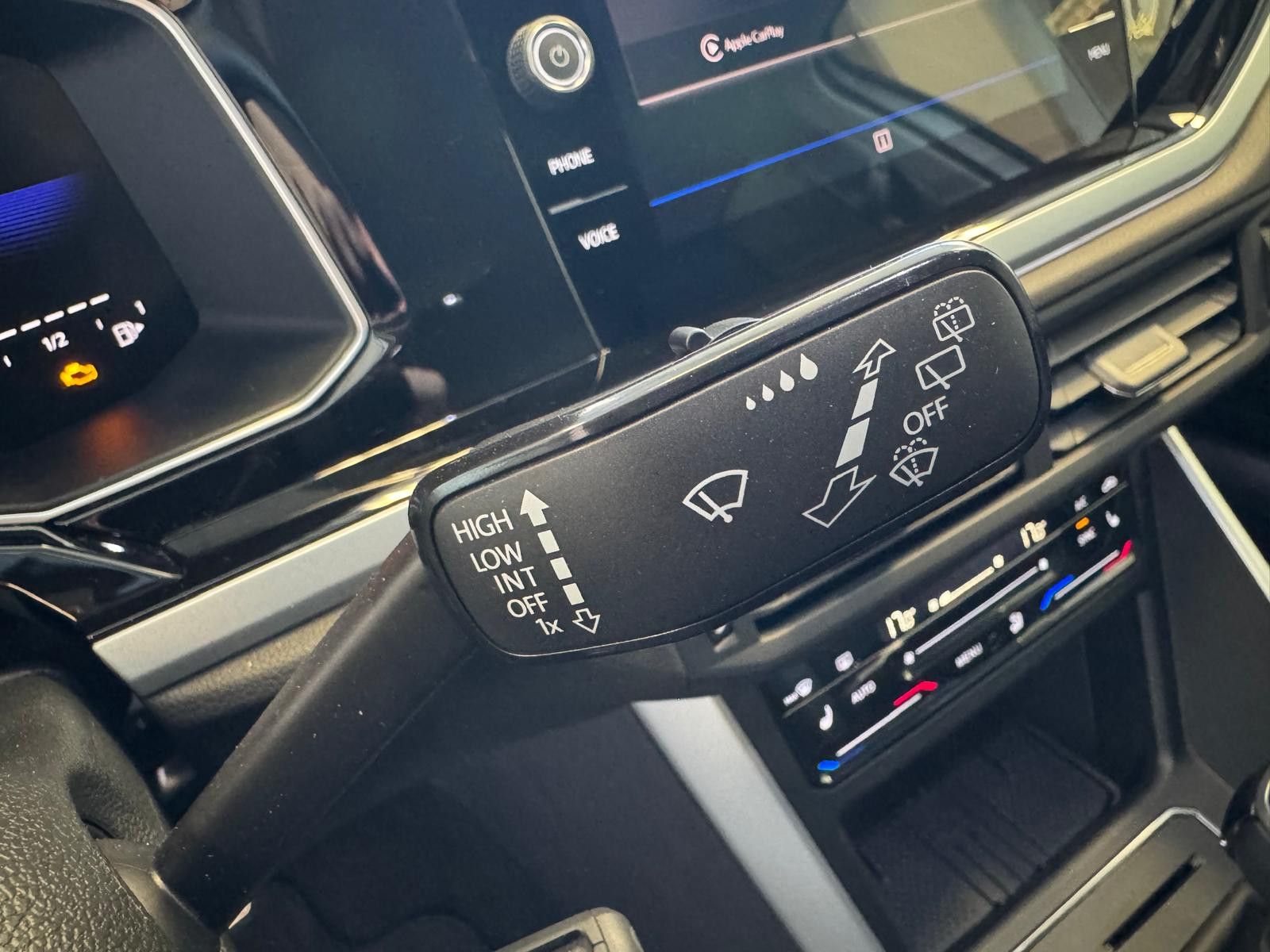 Fahrzeugabbildung Volkswagen Taigo Goal /1.HAND/WENIG KM/GARANTIE/CARPLAY