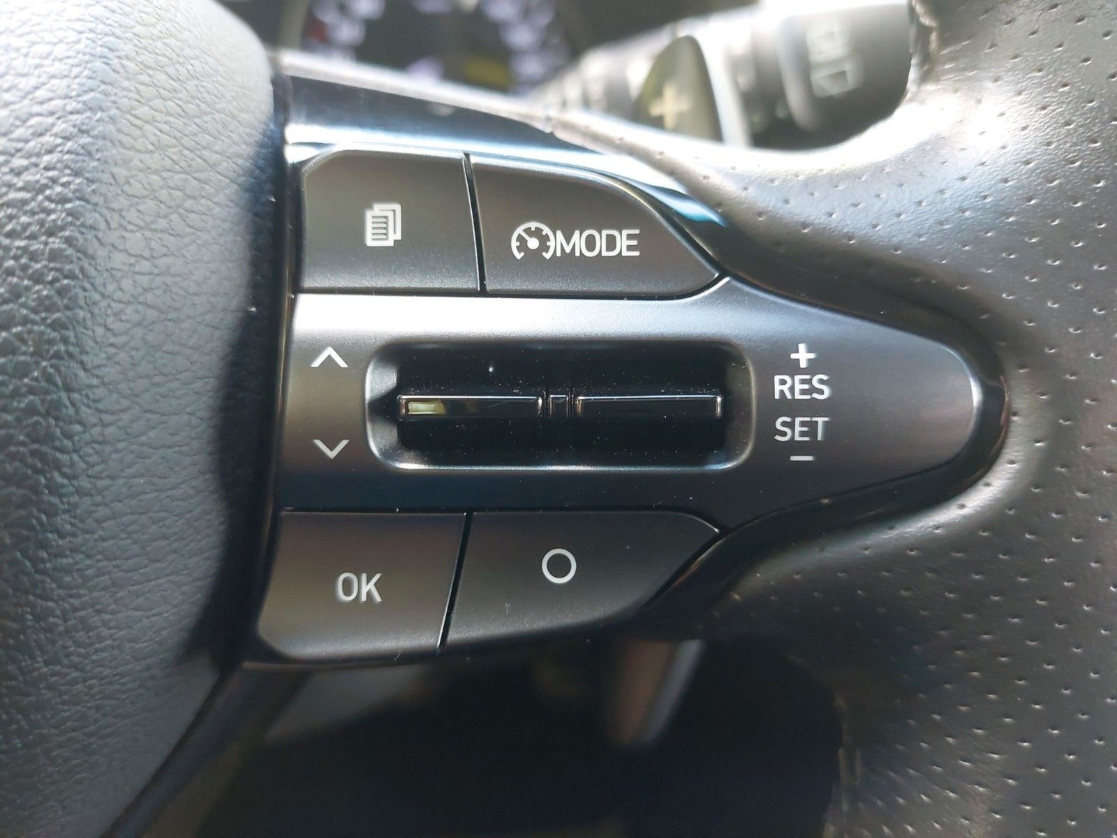 Hyundai i30 N-LINE PANO SHZ LHZ KAMERA PDC NAVI – Bild 21