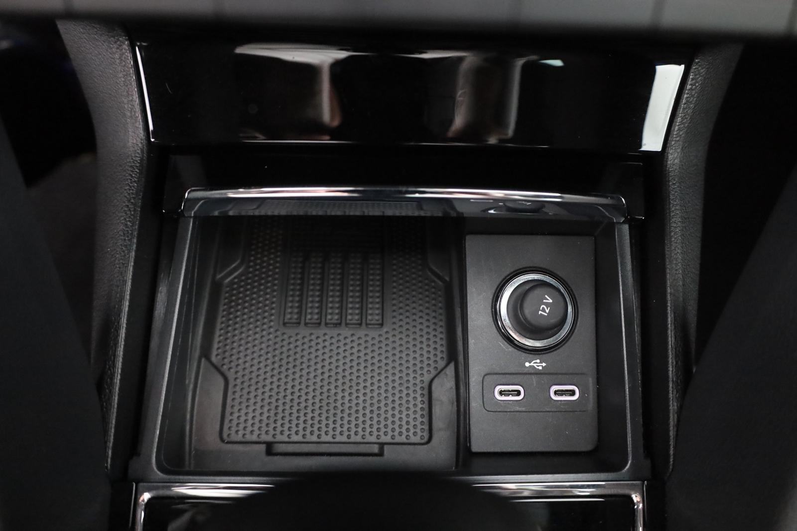 Skoda Karoq Sportline 2.0 TDI DSG Matrix ACC AHK Pano, миниатюра 13