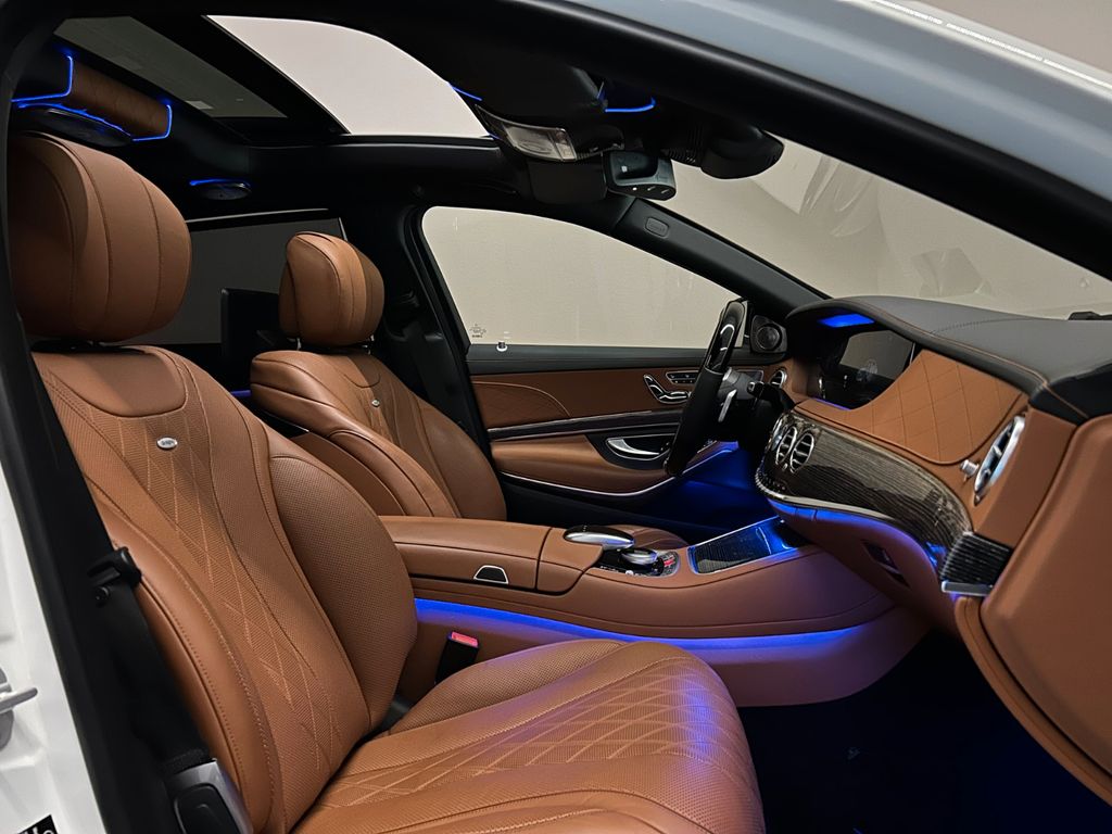 Mercedes-Benz S 560 S560 Maybach 4M *CHAUFFEUR PAKET*FOND-TV*MASSAGE