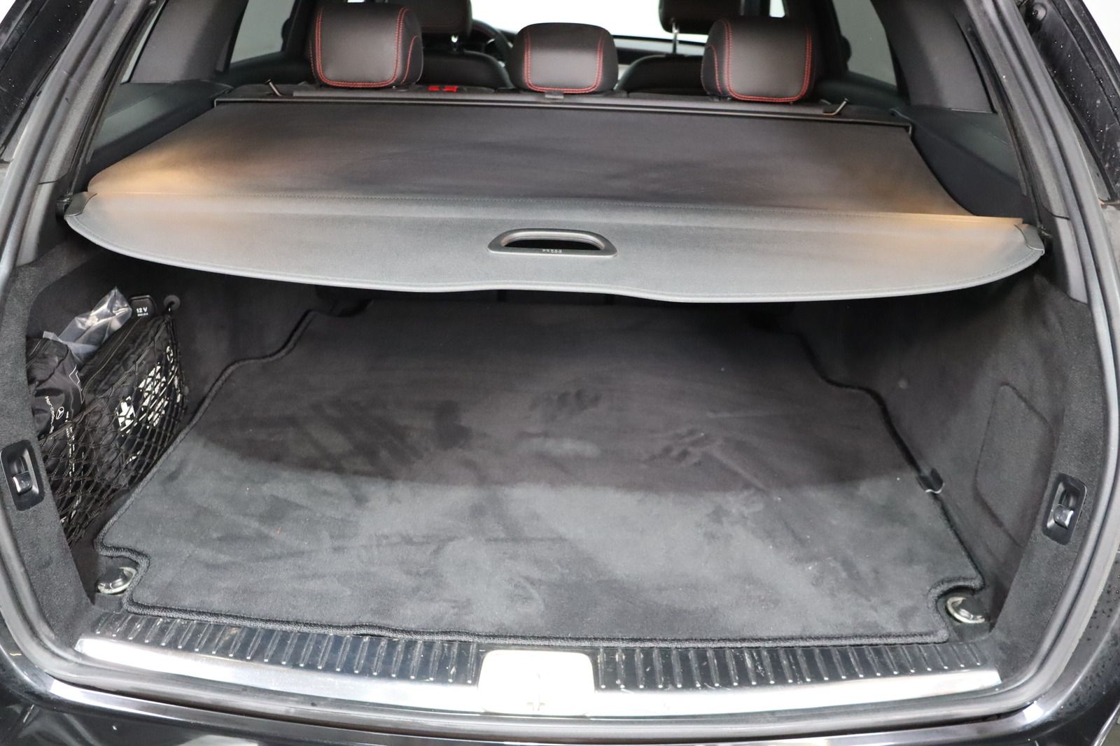 Fahrzeugabbildung Mercedes-Benz C 43 AMG 4Matic * Pano * LED * Parkassist.