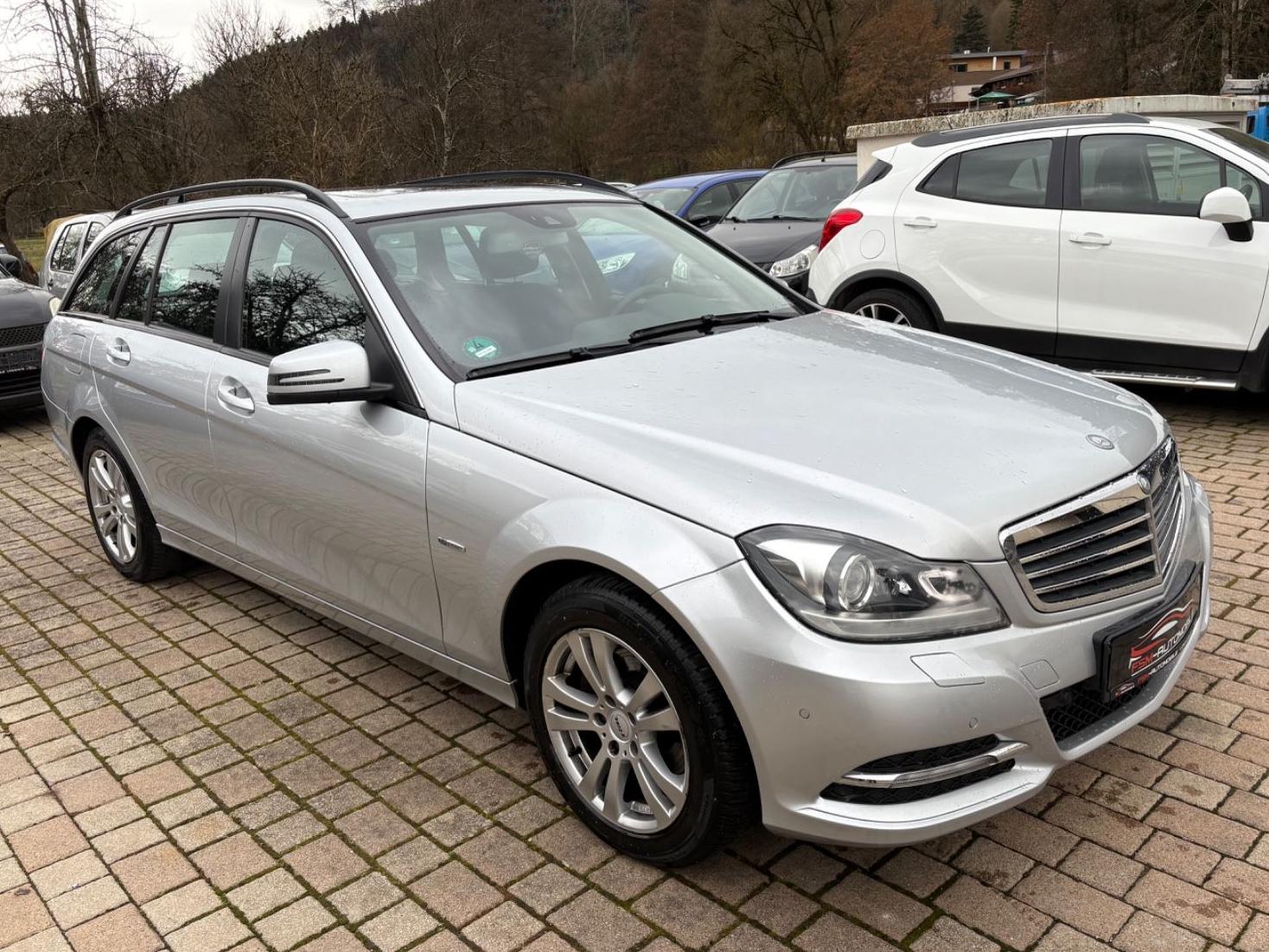 Mercedes-Benz C 220 T-Modell CDI BlueEfficiency*Xenon*Ahk*