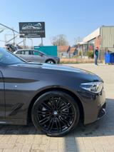 BMW 520d  M. Paket innen und außen. Pano/ ... - BMW 520: 520i M Paket
