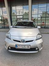Toyota Prius 1.8-l-VVT-i Plug-in Life Life - Toyota Prius Life