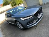 Volvo S90 INSCRIPTION D5 AWD*VOLVO-SERVICEHEFT*1a-FZG* - Volvo Gebrauchtwagen in München