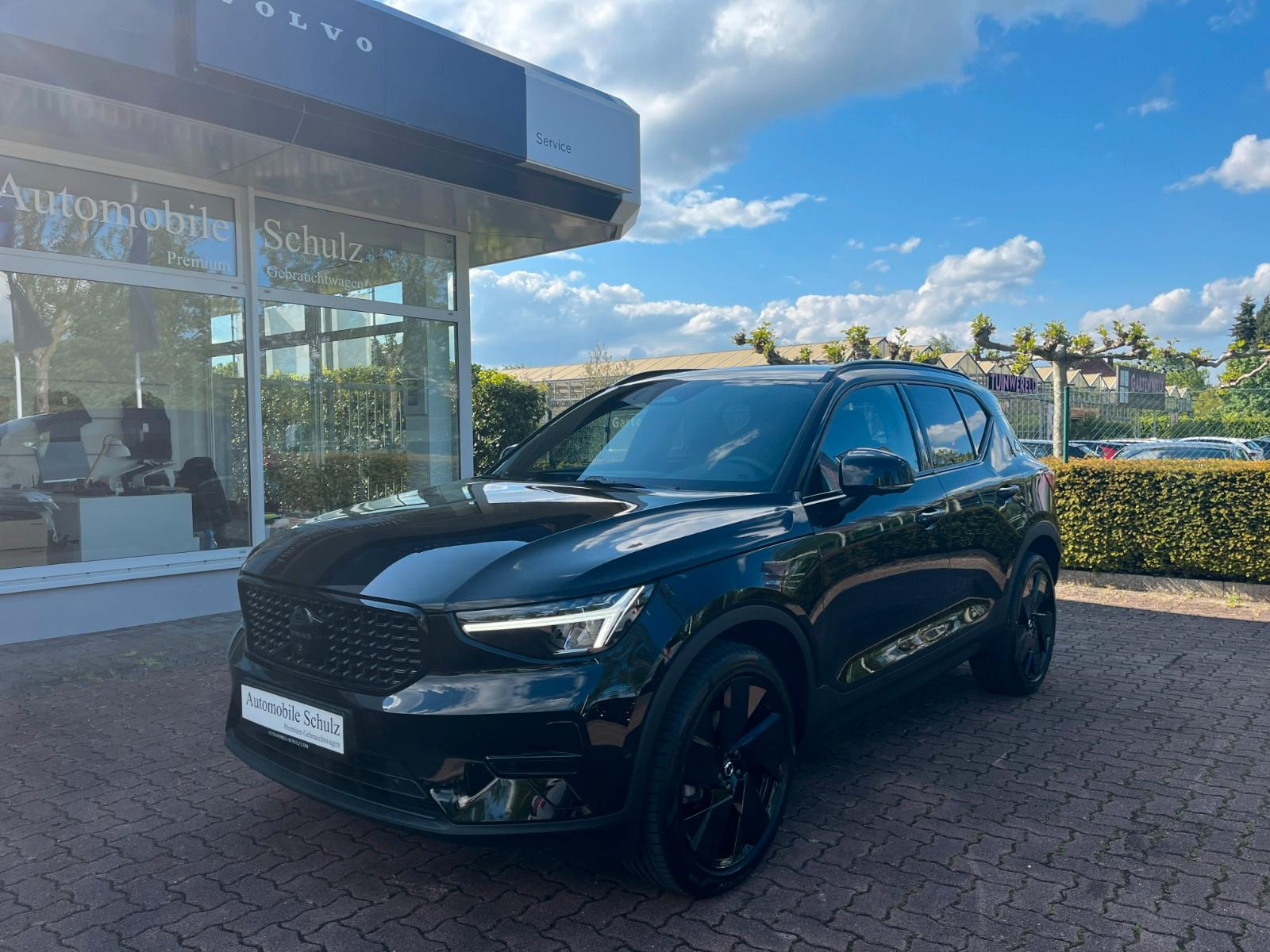 Volvo XC40 B3 Plus Black Edition DCT