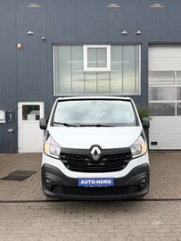 Renault Trafic - 2