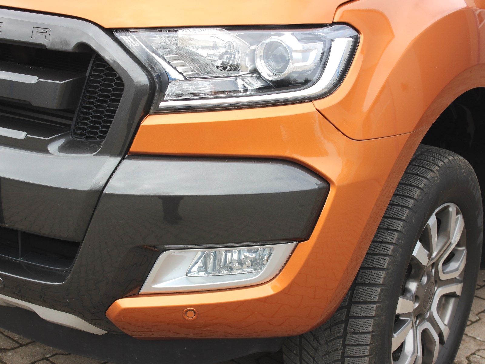 Fahrzeugabbildung Ford Ranger Wildtrak Doppelkabine 4x4 3,2 TDCi
