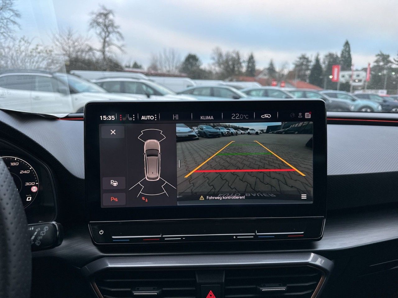 Fahrzeugabbildung CUPRA Leon Sportstourer VZ 2.0 TSI 4Drive 310 PS DSG