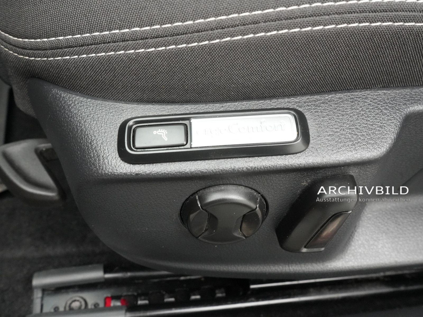 Volkswagen Passat Variant - Bild 11