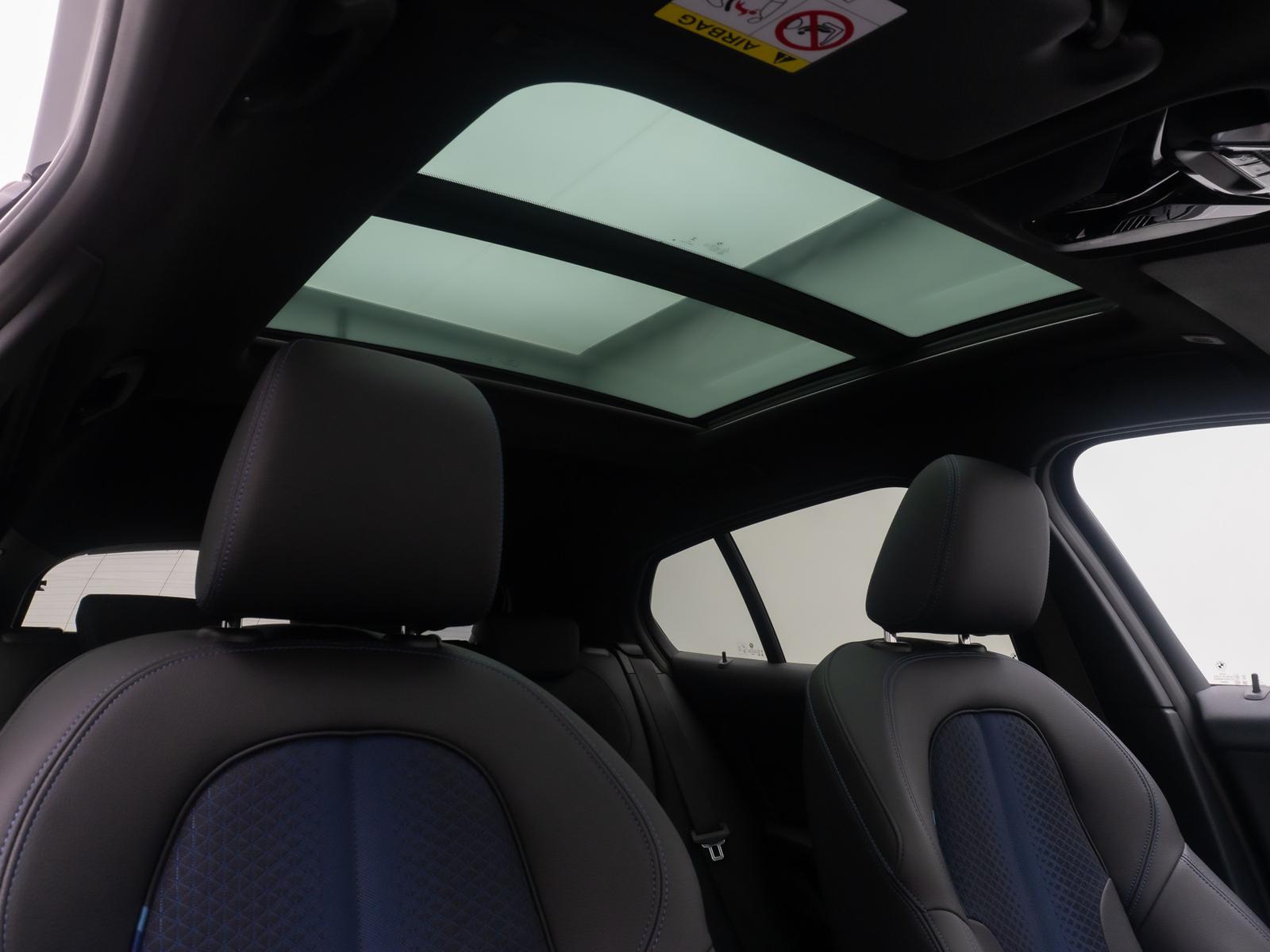 BMW 118 i M Sport HiFi Kamera DAB Panorama Komfort, миниатюра 29