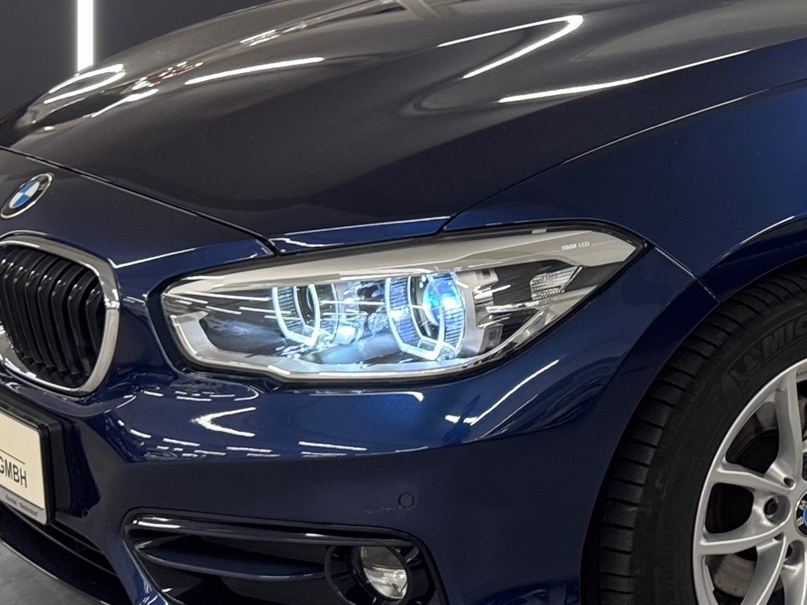 Fahrzeugabbildung BMW 116 i Sport Line*Navigation*PDC*Sitzheizung*LED*