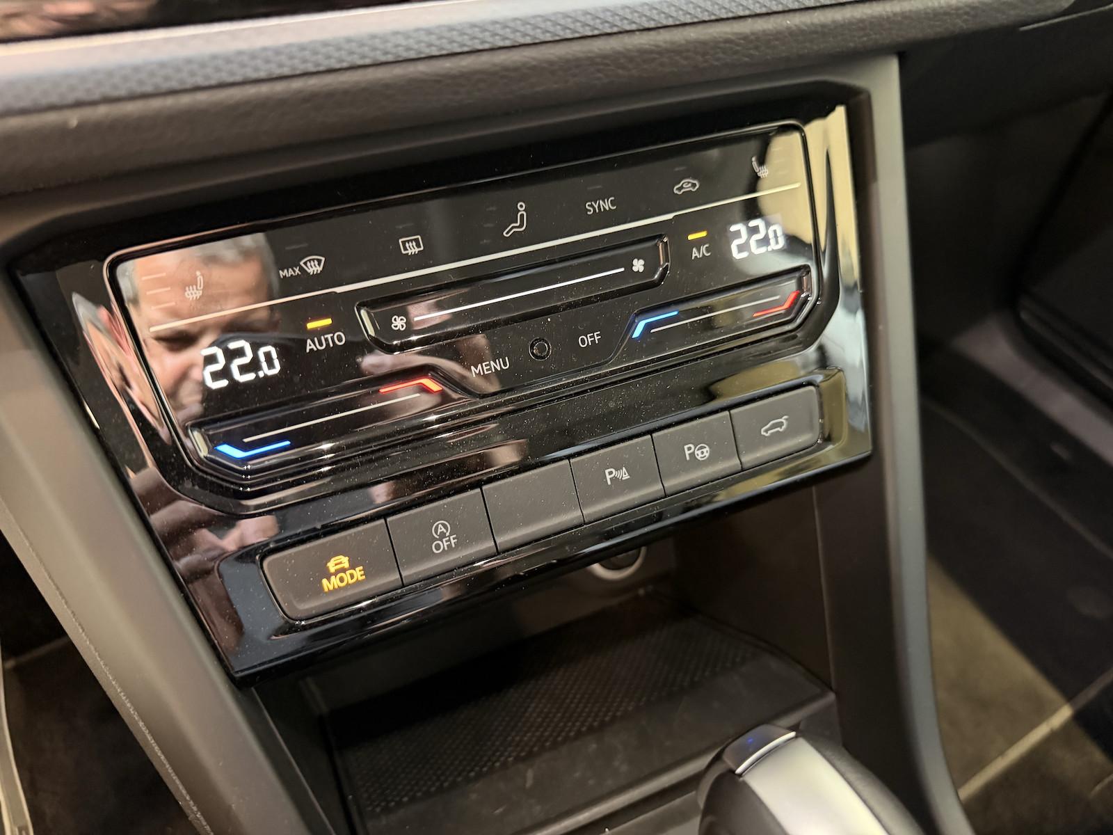 Volkswagen Touran 2,0TDI DSG Goal 7 Sitze NAVI AHK, миниатюра 12