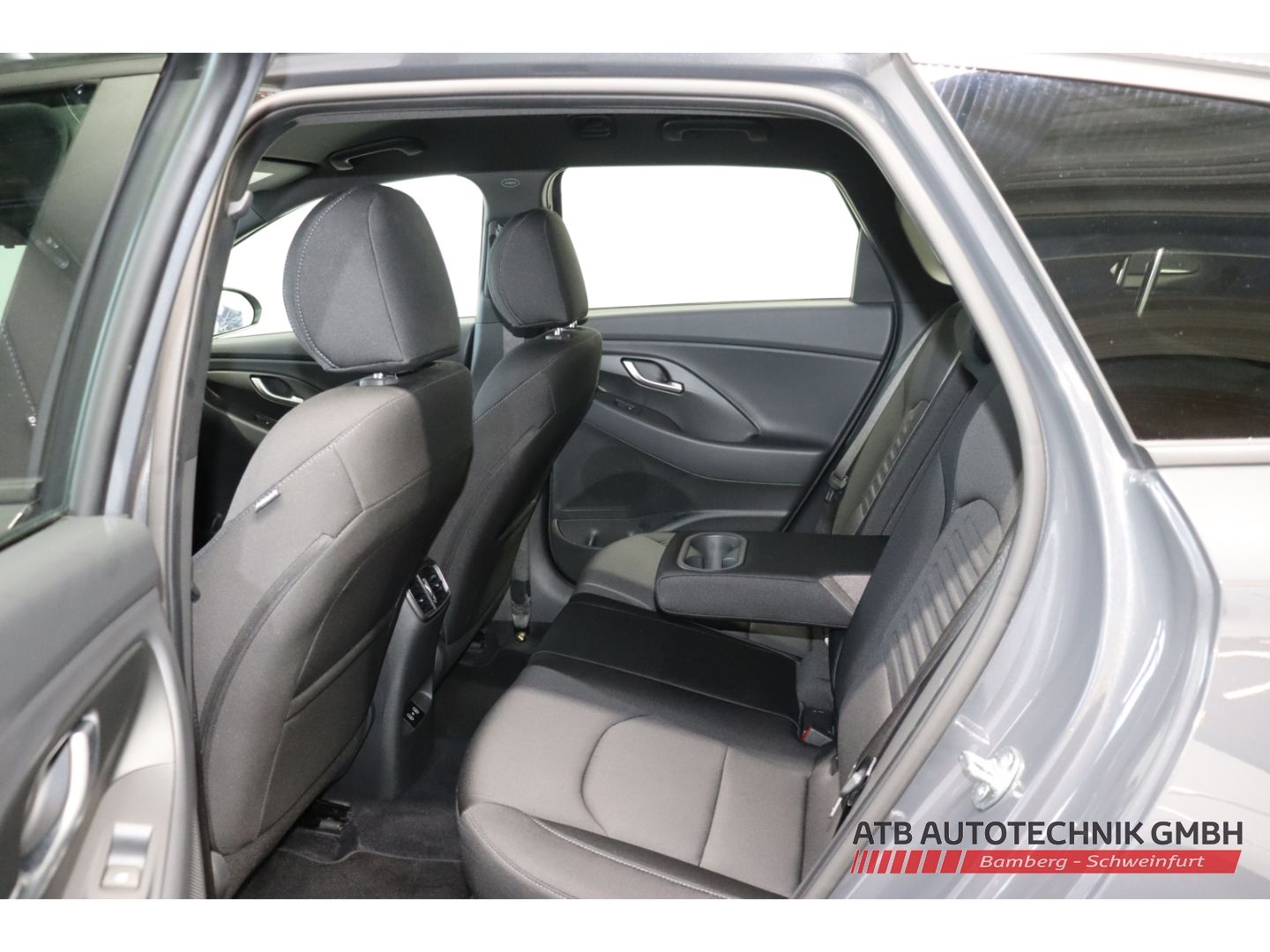 Fahrzeugabbildung Hyundai i30 Kombi Advantage 1.5 T-GDi 48V DCT