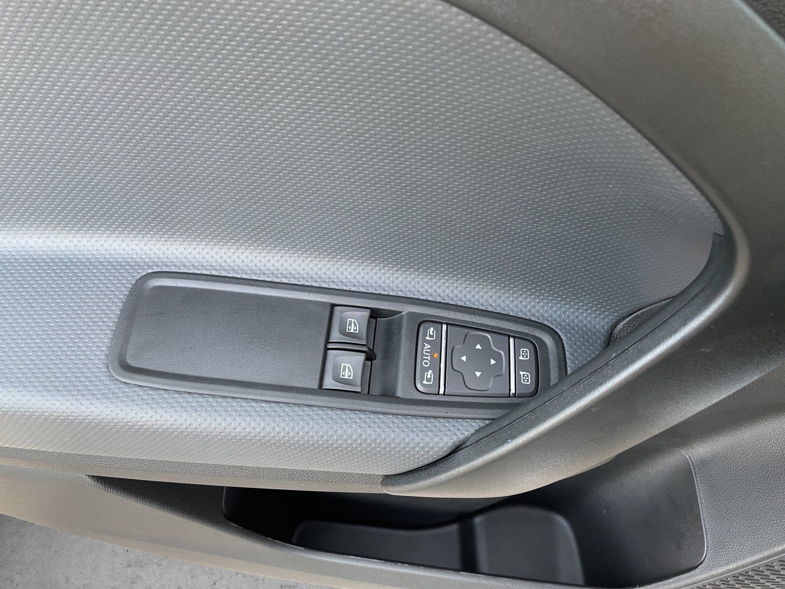Fahrzeugabbildung Mercedes-Benz Citan 112 CDI Kasten PRO Standard
