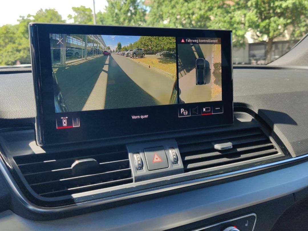 Fahrzeugabbildung Audi Q5 Sportback 2x S-Line 40 TDI quattro Leder Head