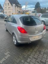 Opel Corsa 1.4 Edition Edition 150-Jahre Opel - Opel Corsa Gebrauchtwagen in Leverkusen