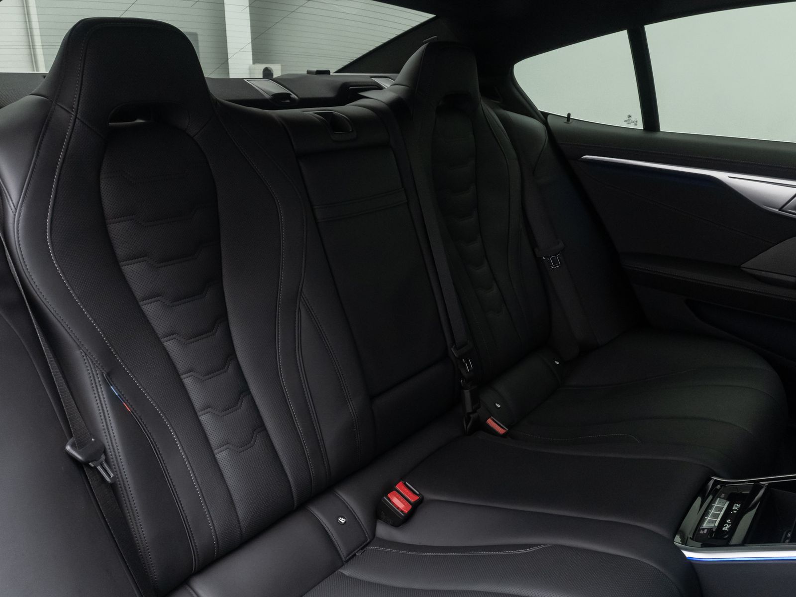 Fahrzeugabbildung BMW 840i Gran Coupé M Sport DAB SoftClose DisplayKey