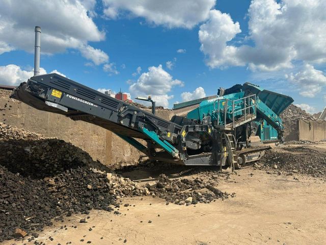 Altele POWERSCREEN Warrior 1400X Siebanlage